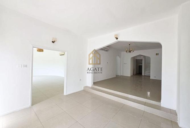 52223283 - Property Image 3