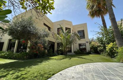 Villa - 5 Bedrooms - 6 Bathrooms for sale in Riffa Views - Riffa - Southern Governorate