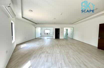 Office Space - Studio - 2 for rent in Seef - Capital Governorate