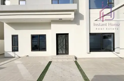 Villa - 4 Bedrooms - 6 Bathrooms for sale in Hidd - Muharraq Governorate