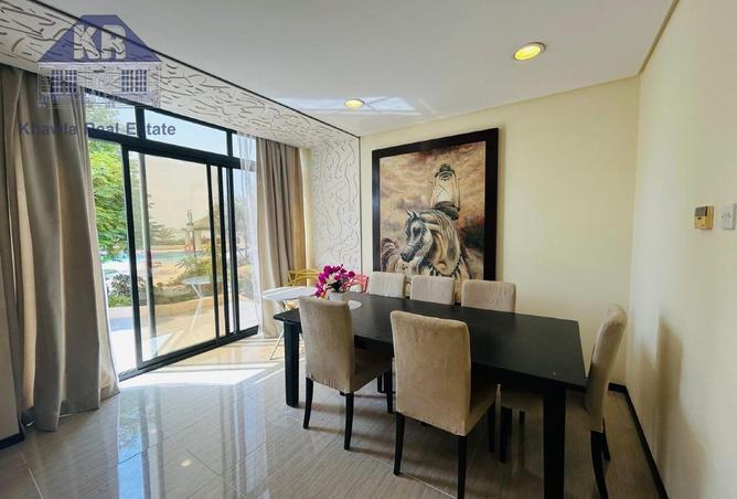 989897 - Property Image 2