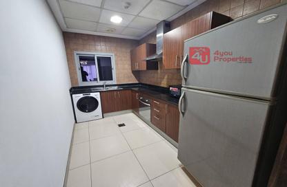Apartment - 2 Bedrooms - 3 Bathrooms for rent in Um Al Hasam - Manama - Capital Governorate