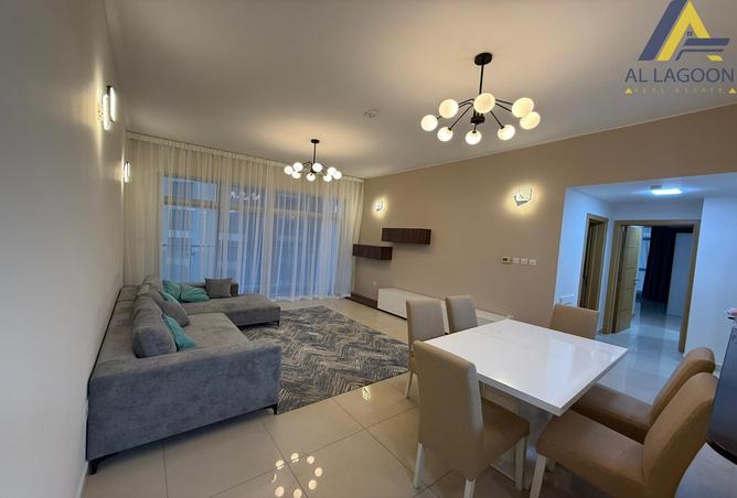 977973 - Property Main Image