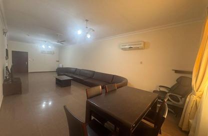 Apartment - 2 Bedrooms - 2 Bathrooms for rent in Tubli - Central Governorate