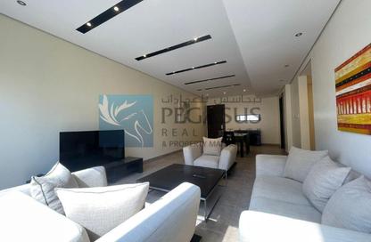 Apartment - 2 Bedrooms - 3 Bathrooms for rent in Sanabis - Manama - Capital Governorate