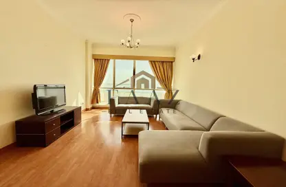 Apartment - 2 Bedrooms - 2 Bathrooms for rent in Mahooz - Manama - Capital Governorate