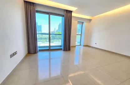 Apartment - 2 Bedrooms - 3 Bathrooms for rent in Reef Island - Capital Governorate
