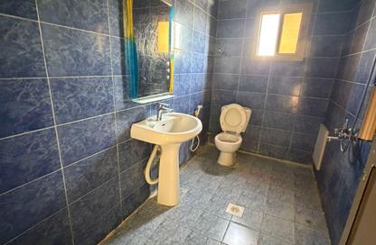 Apartment - 2 Bedrooms - 2 Bathrooms for rent in Karrana - Northern Governorate
