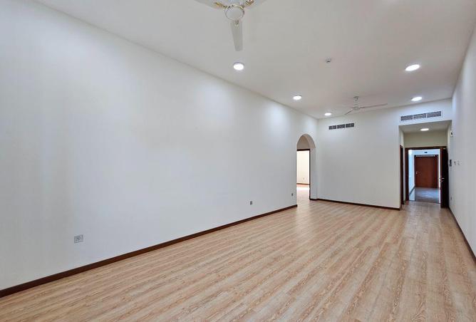 51746052 - صورة العقار 2