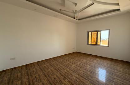 Apartment - 2 Bedrooms - 2 Bathrooms for rent in Jid Al Haj - Northern Governorate
