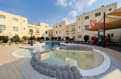 Villa - 4 Bedrooms - 4 Bathrooms for rent in Saar - Northern Governorate