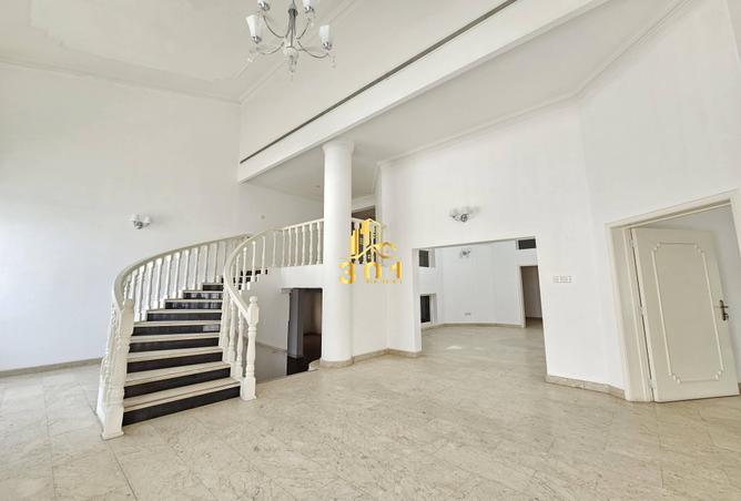 52302018 - Property Image 2