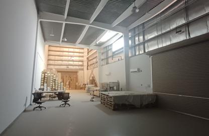 Warehouse - Studio - 1 for rent in Dilmunia Island - Muharraq Governorate