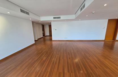 Apartment - 5 Bedrooms - 5 Bathrooms for rent in Um Al Hasam - Manama - Capital Governorate Apartment - 5 Bedrooms - 5 Bathrooms for rent in Um Al Hasam - Manama - Capital Governorate