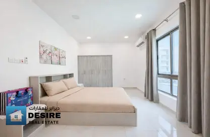 Apartment - 2 Bedrooms - 2 Bathrooms for rent in Al Burhama - Manama - Capital Governorate