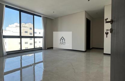 Apartment - 2 Bedrooms - 1 Bathroom for rent in Janabiya - Northern Governorate