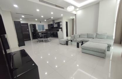 Apartment - 3 Bedrooms - 3 Bathrooms for rent in Seef - Capital Governorate Apartment - 3 Bedrooms - 3 Bathrooms for rent in Seef - Capital Governorate