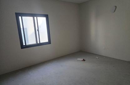 Villa - 4 Bedrooms - 4 Bathrooms for sale in Hamad Town - Northern Governorate