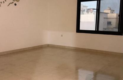 Apartment - 3 - 3 for sale in Jid Ali - Central Governorate