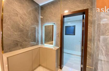 Apartment - 2 Bedrooms - 2 Bathrooms for rent in Busaiteen - Muharraq Governorate