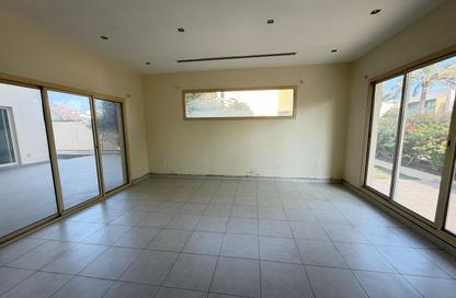 Apartment - 4 - 4 for rent in Saar - Northern Governorate