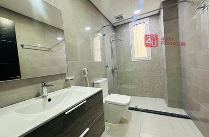 Apartment - 2 - 2 for rent in Seef - Capital Governorate