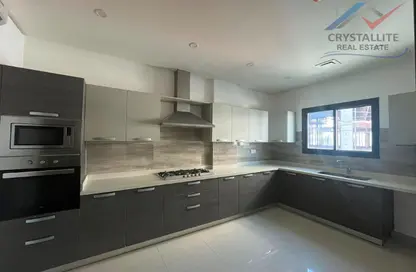 Apartment - 2 Bedrooms - 2 Bathrooms for rent in Hidd - Muharraq Governorate