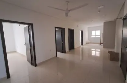 Apartment - 2 Bedrooms - 2 Bathrooms for rent in Zinj - Manama - Capital Governorate