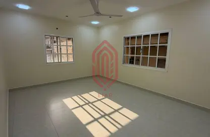 Apartment - 2 Bedrooms - 2 Bathrooms for rent in Diraz - Northern Governorate