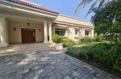Villa - 5 Bedrooms - 6 Bathrooms for rent in Saar - Northern Governorate