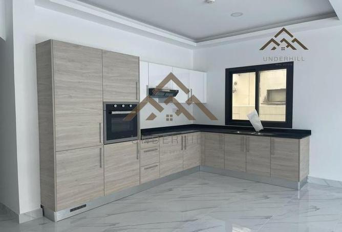 1001033 - Property Image 3