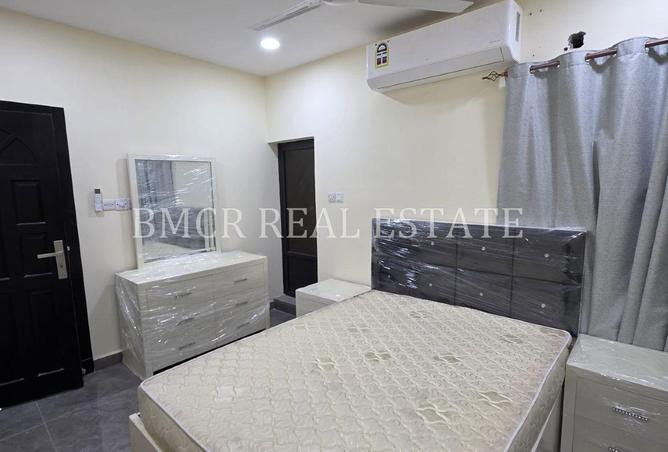 995165 - Property Image 2