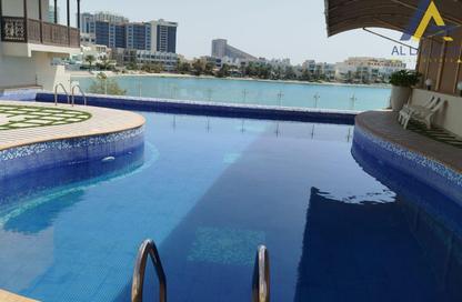 Villa - 4 - 6 for rent in Amwaj Islands - Muharraq Governorate Villa - 4 - 6 for rent in Amwaj Islands - Muharraq Governorate