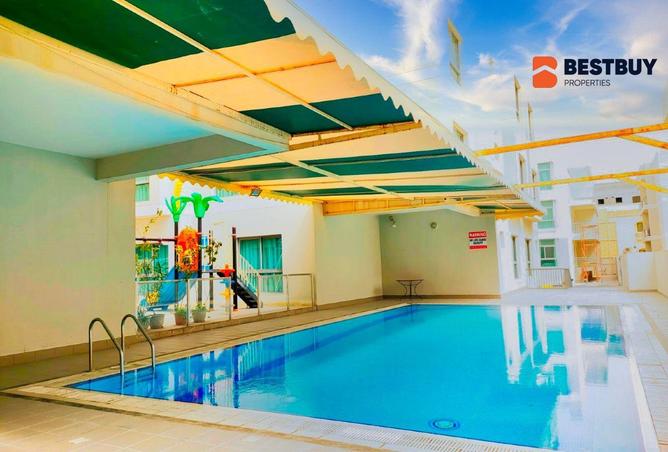 998863 - Property Image 3