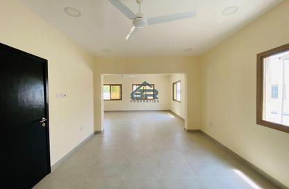 Compound - 3 Bedrooms - 2 Bathrooms for rent in Salihiya - Manama - Capital Governorate