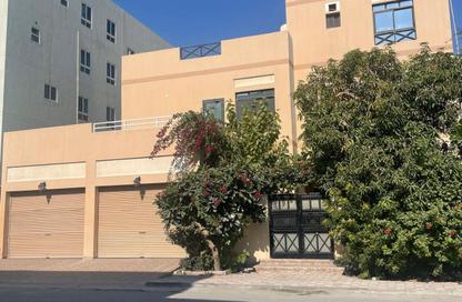 Villa - 6 Bedrooms - 7 Bathrooms for sale in Shakhura - Northern Governorate