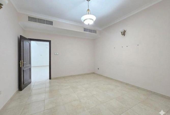 53850273 - Property Image 3