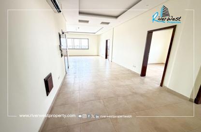 Apartment - 3 Bedrooms - 3 Bathrooms for rent in Bu Quwah - Northern Governorate Apartment - 3 Bedrooms - 3 Bathrooms for rent in Bu Quwah - Northern Governorate