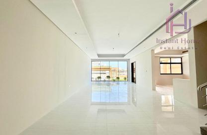 Villa - 5 Bedrooms - 6 Bathrooms for sale in Saar - Northern Governorate