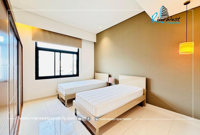 996682 - Property Image 2