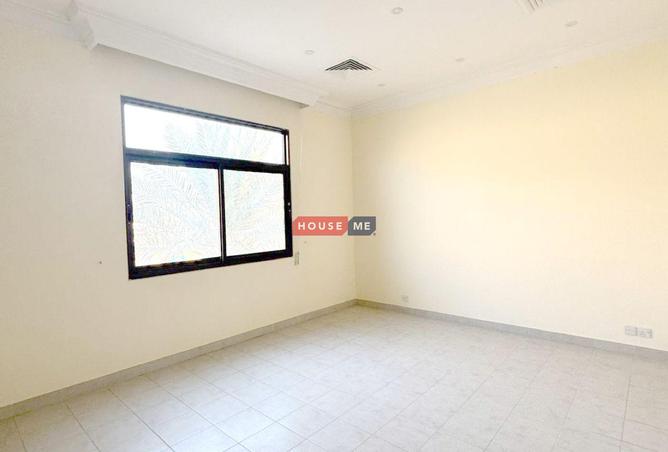 56037918 - Property Image 3