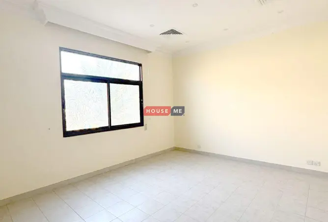 56037918 - Property Image 3