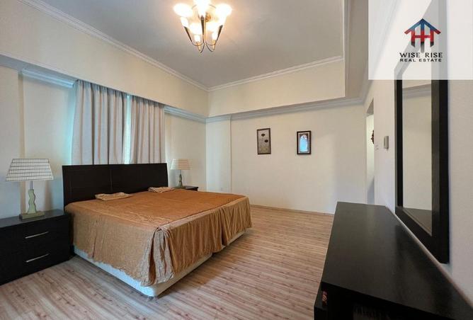 1002742 - Property Image 2