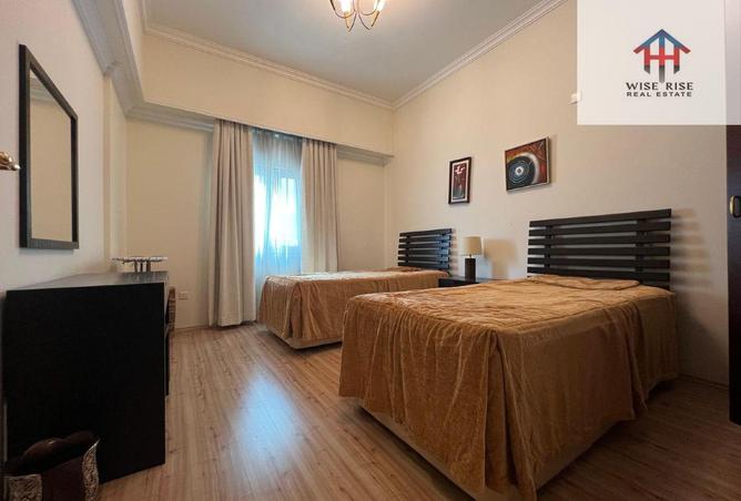 1002742 - Property Image 3