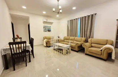 Apartment - 2 Bedrooms - 2 Bathrooms for rent in Sanabis - Manama - Capital Governorate