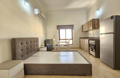Apartment - Studio - 1 Bathroom for rent in Janabiya - Northern Governorate