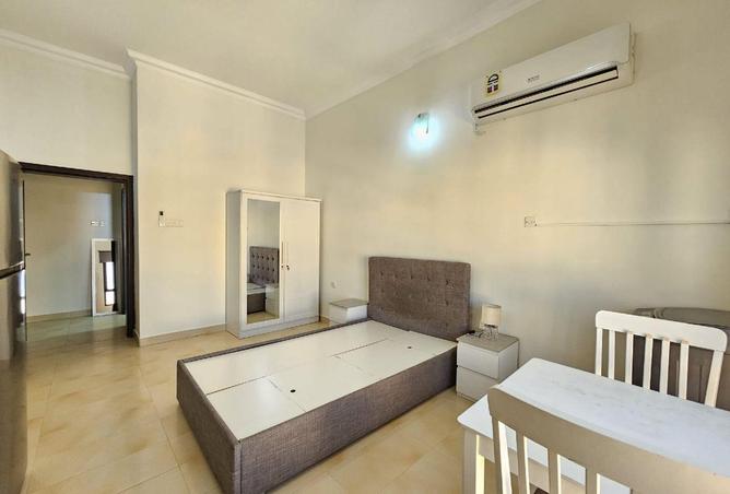 999738 - Property Image 2