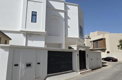 Villa - 5 Bedrooms - 5 Bathrooms for sale in Tubli - Central Governorate