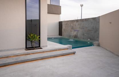 Villa - 4 Bedrooms - 6 Bathrooms for sale in Janabiya - Northern Governorate