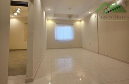 Apartment - 2 Bedrooms - 2 Bathrooms for rent in Hidd - Muharraq Governorate Apartment - 2 Bedrooms - 2 Bathrooms for rent in Hidd - Muharraq Governorate